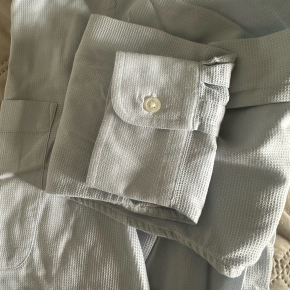 Designer Shirt CLUB MONACO Textured Long Sleeve - Picture 6 of 7